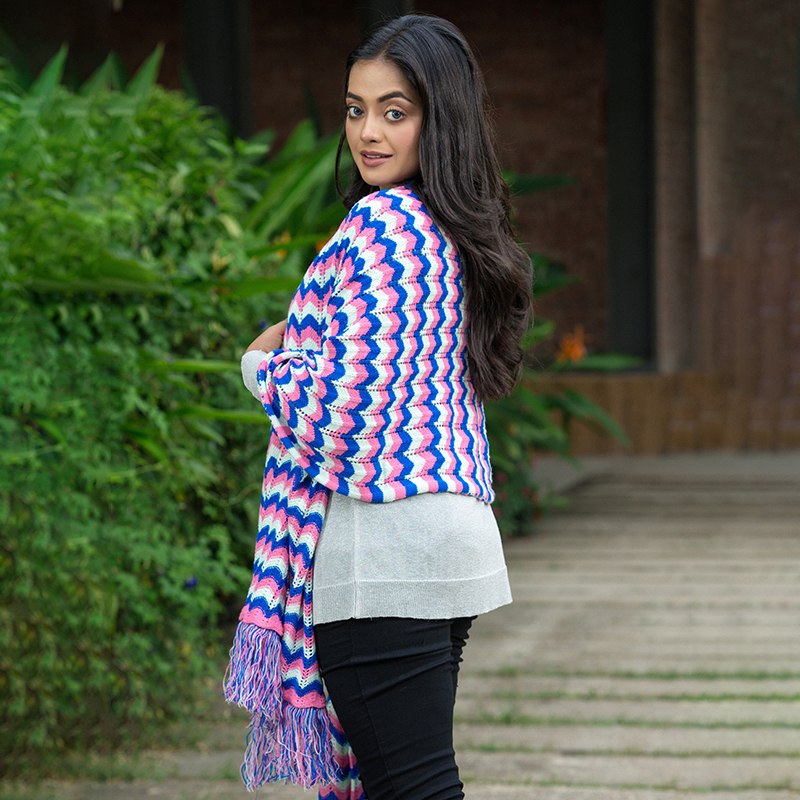 Multi-Color Zigzag Winter Shawl - Image 4