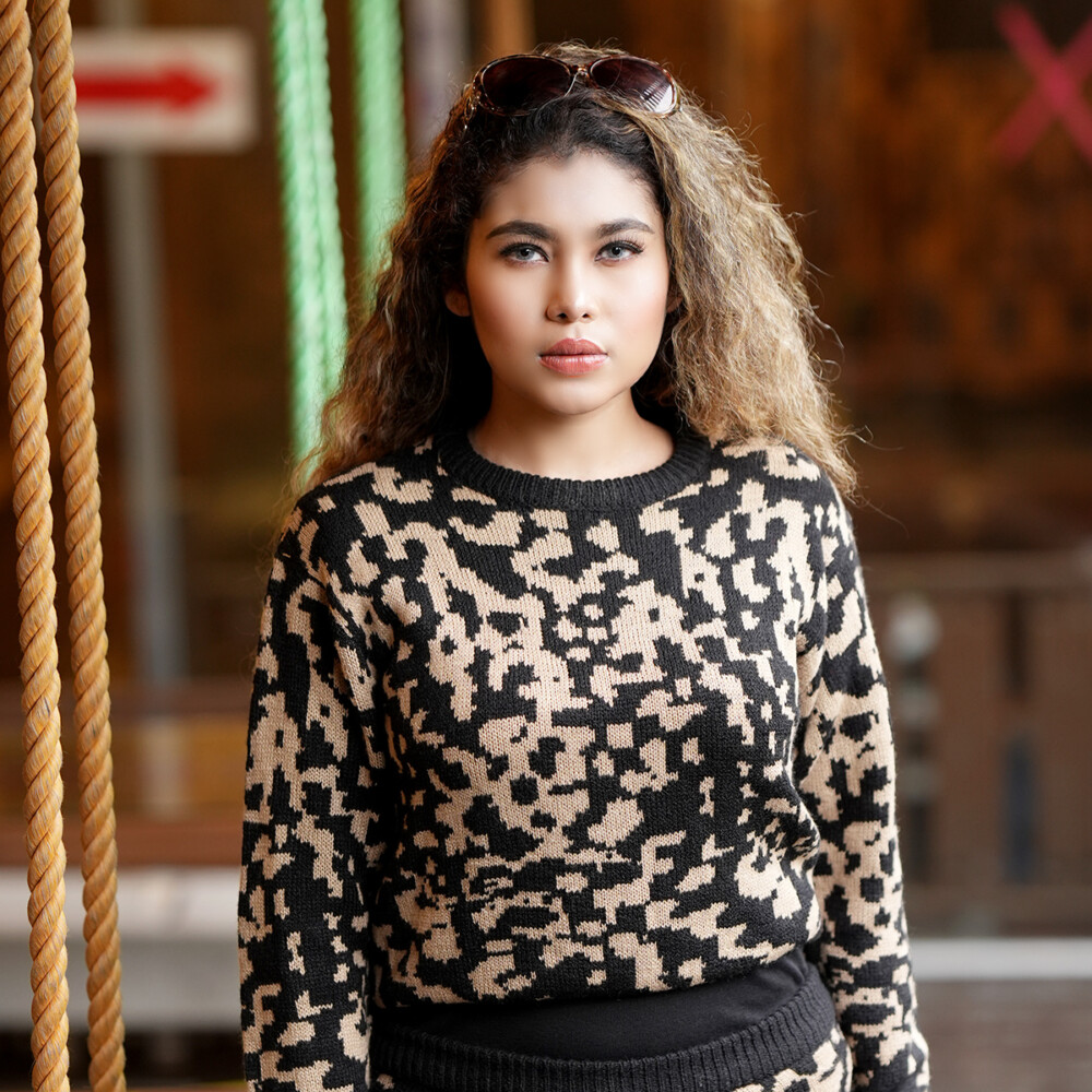 Winter Leopard Knit Co-ord Set - Image 3